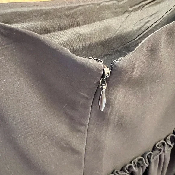 Banana Republic skirt - Picture 5 of 8